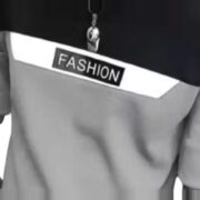 Men’s Round Neck Colourblocked Cotton Blend T-Shirt - Image 4